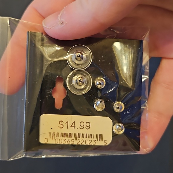 Taramanda Pearl, hearts  and Soccer Earrings Set. NWT - Picture 2 of 2